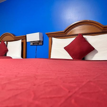 Guthrie Center Midway Motel מראה חיצוני תמונה
