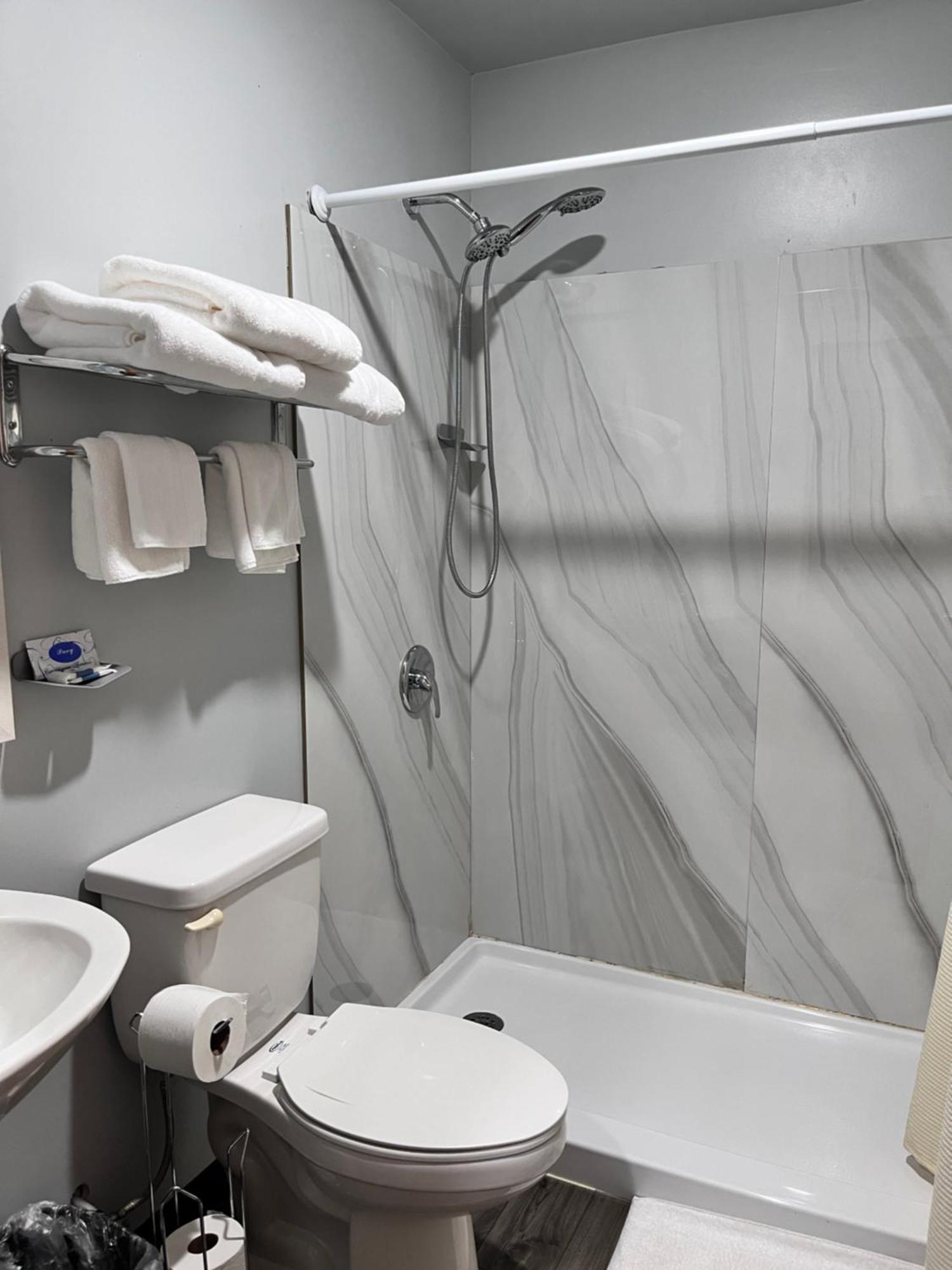 Guthrie Center Midway Motel מראה חיצוני תמונה